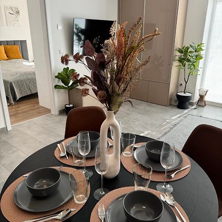Hello 5C Apartman - เปตช์ ภายนอก รูปภาพ