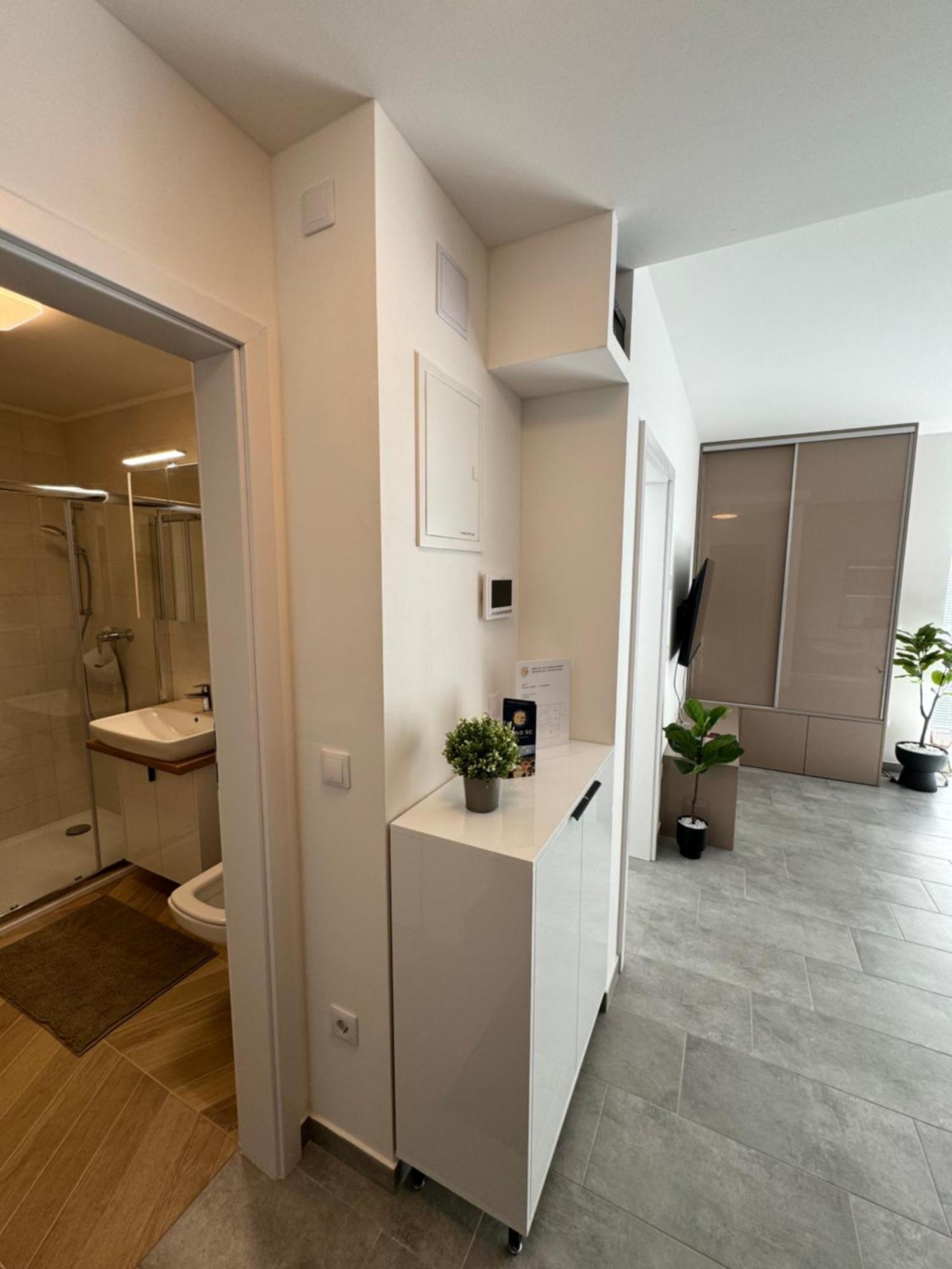 Hello 5C Apartman - เปตช์ ภายนอก รูปภาพ