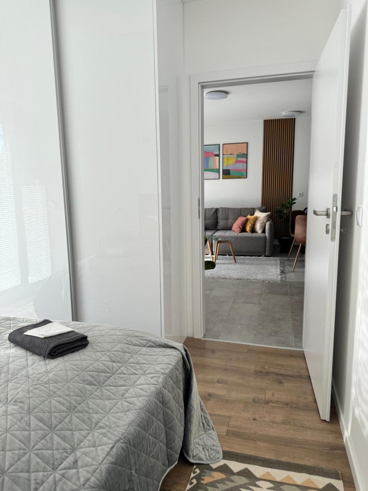 Hello 5C Apartman - เปตช์ ภายนอก รูปภาพ