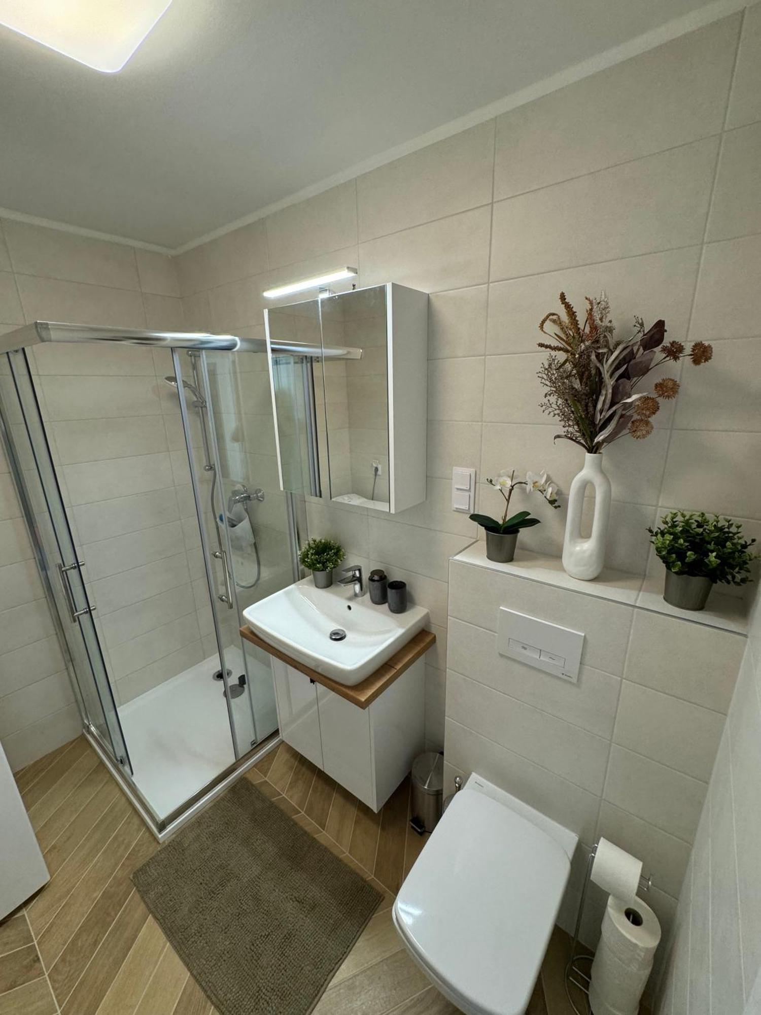 Hello 5C Apartman - เปตช์ ภายนอก รูปภาพ